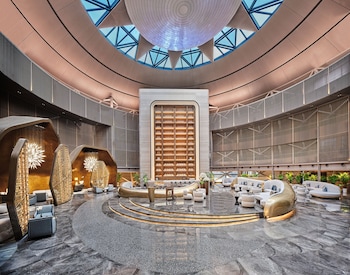 intercontinental shanghai harbour city by ihg