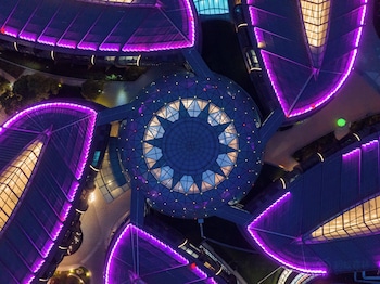 intercontinental shanghai harbour city by ihg