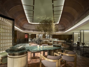 intercontinental shanghai harbour city by ihg