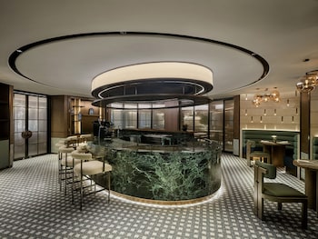 intercontinental shanghai harbour city by ihg