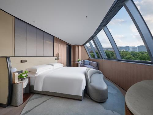 intercontinental shanghai harbour city by ihg