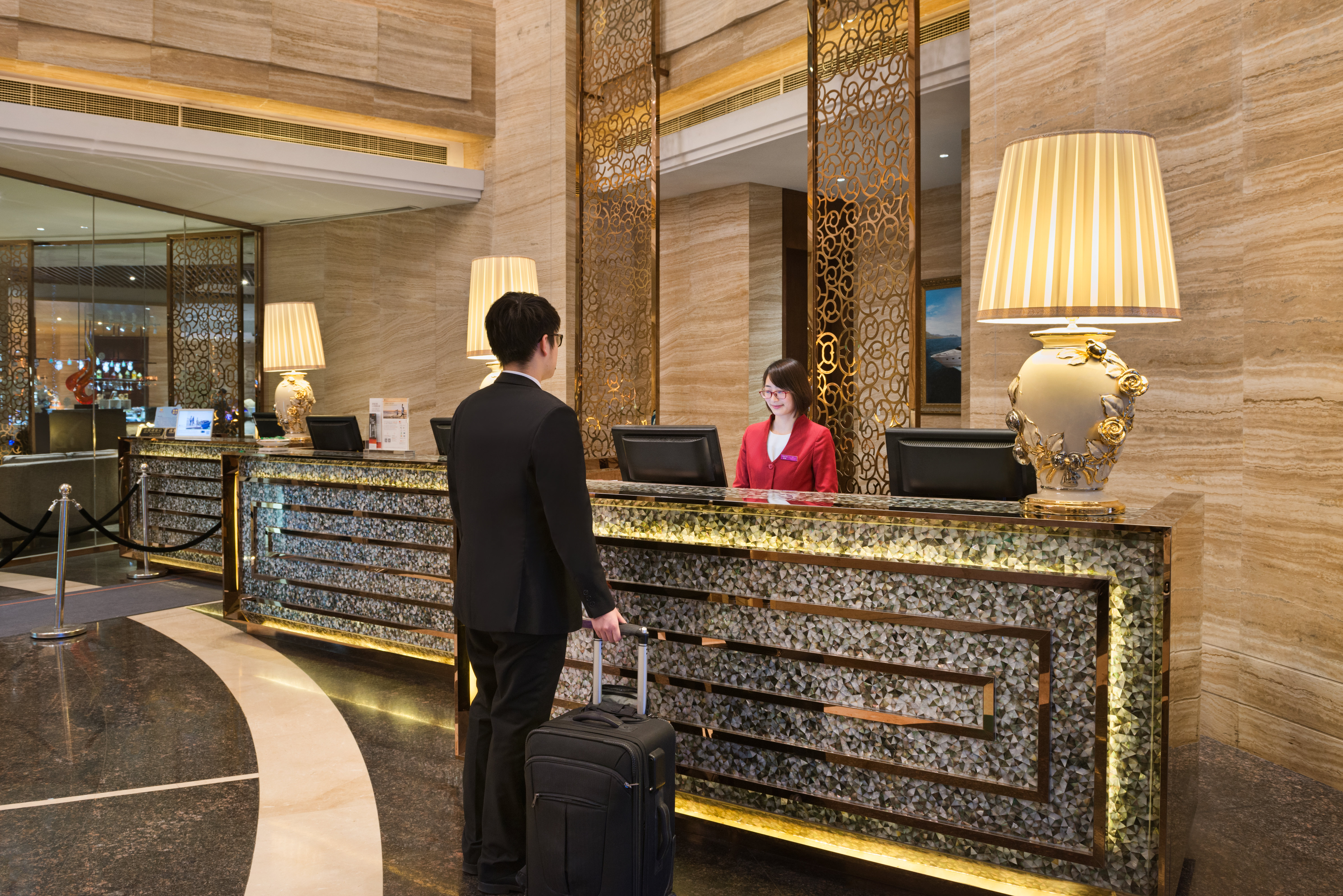 crowne plaza shanghai noah square by ihg