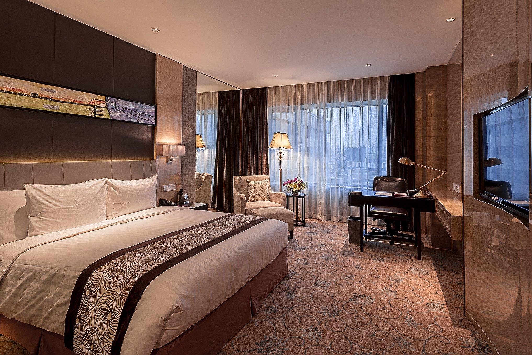 crowne plaza shanghai noah square by ihg