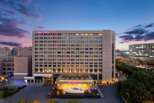 crowne plaza shanghai noah square by ihg
