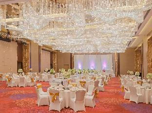 crowne plaza shanghai noah square by ihg