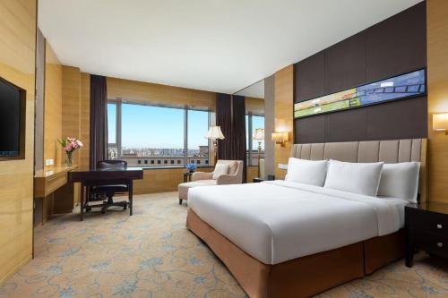 crowne plaza shanghai noah square by ihg