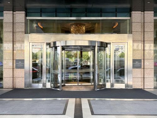 crowne plaza shanghai noah square by ihg