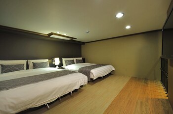 58 hot spring hotel