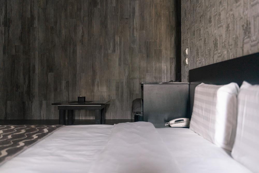 58 hot spring hotel