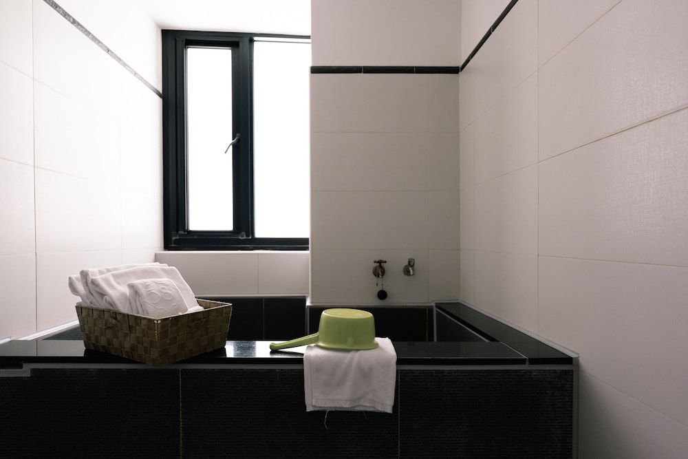 58 hot spring hotel