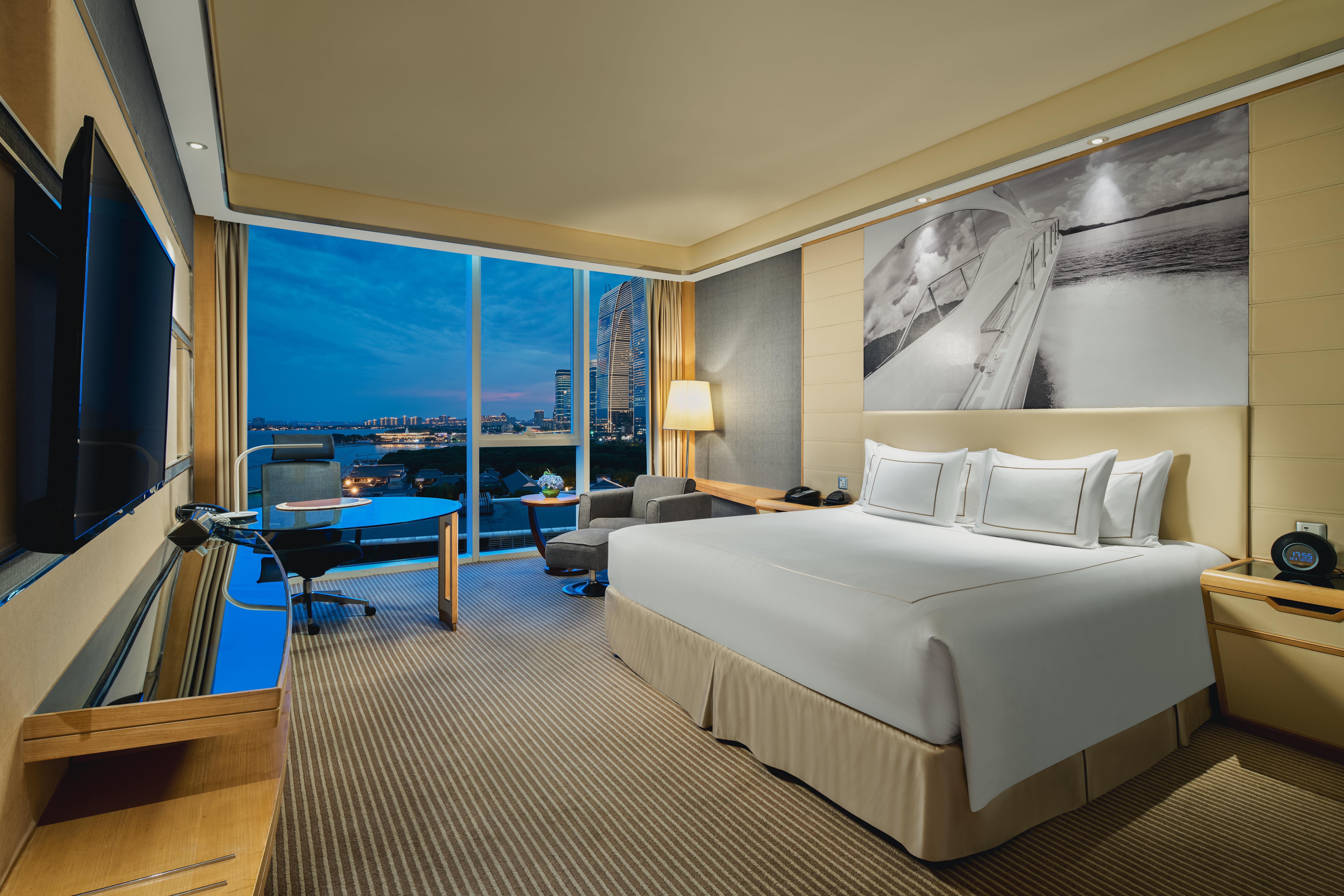 crowne plaza suzhou by ihg
