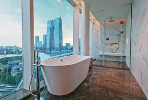 crowne plaza suzhou by ihg