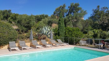 hotel cala di loru