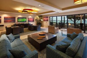 Crowne Plaza Ventura Beach By Ihg,Ventura>>Santa Barbara,4 star