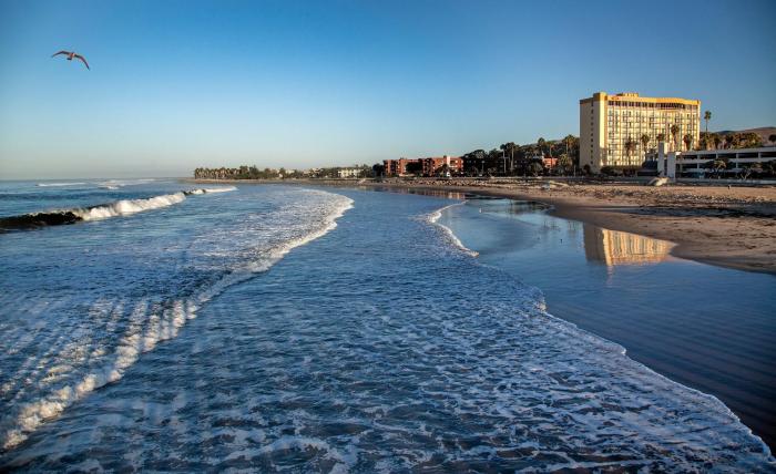 crowne plaza ventura beach by ihg
