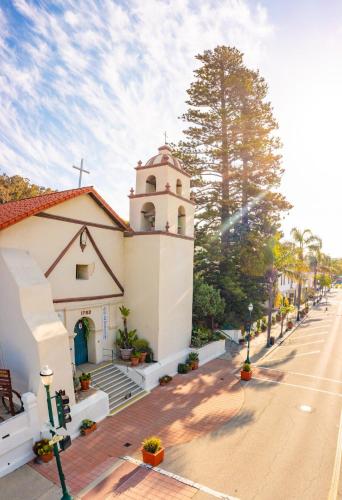 crowne plaza ventura beach by ihg