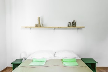 downtown forest hostel and camping