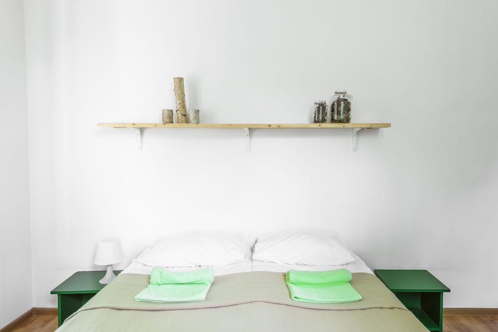 downtown forest hostel and camping