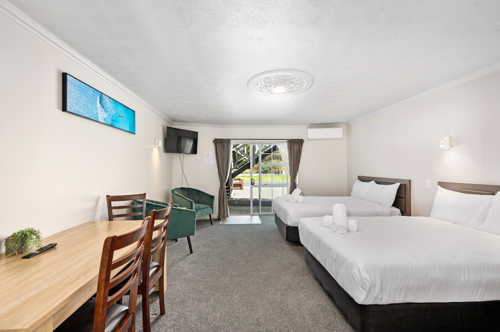 ashleigh court motel