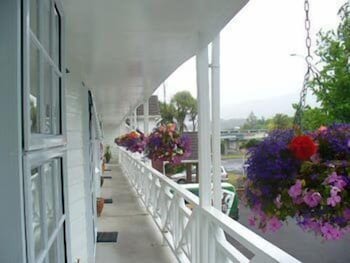 ashleigh court motel