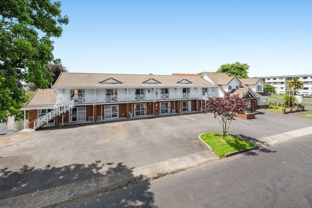 ashleigh court motel