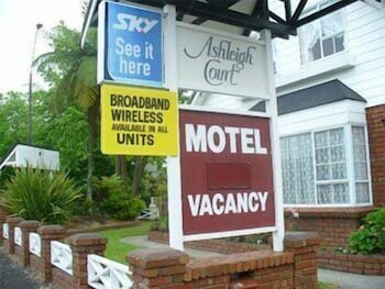 ashleigh court motel