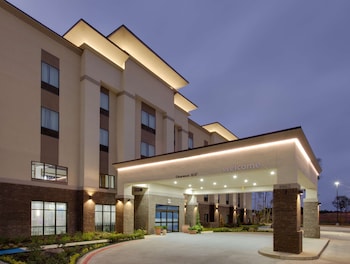 hampton inn and suites tyler south