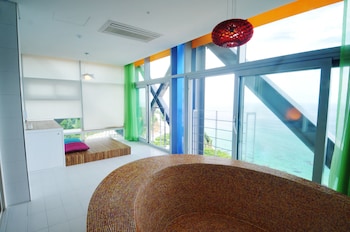 haslla art world museum hotel