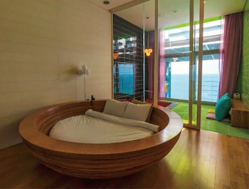 haslla art world museum hotel