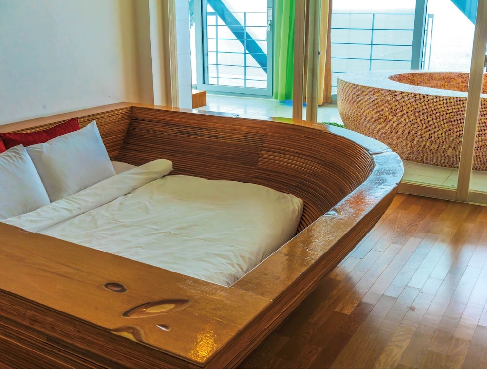 haslla art world museum hotel