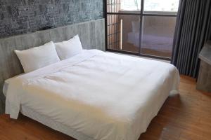 talmud hotel gongyuan