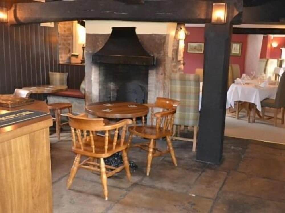 the stapylton arms