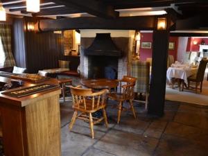 the stapylton arms