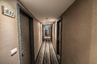 golden stone hotels
