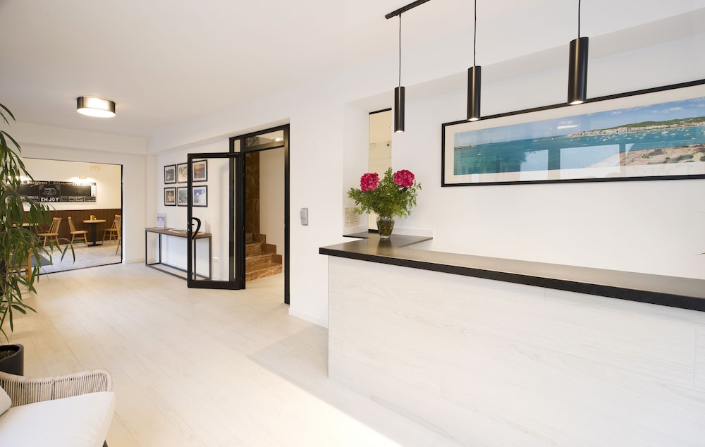 hostal mallorca