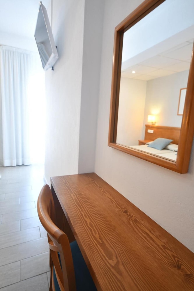 hostal mallorca