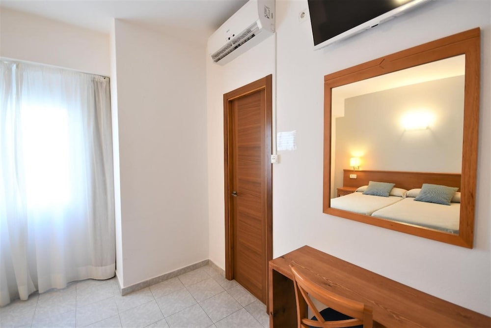 hostal mallorca
