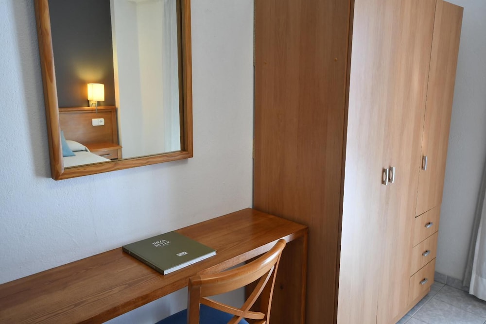 hostal mallorca