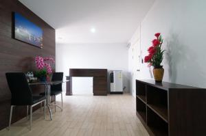 the chateau chiang mai residence