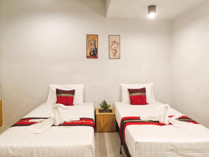 little lanna cafe and premier guesthouse