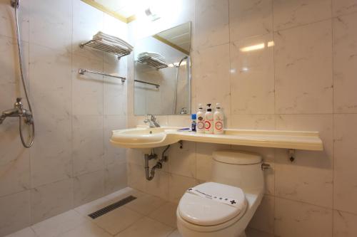 prince hotel
