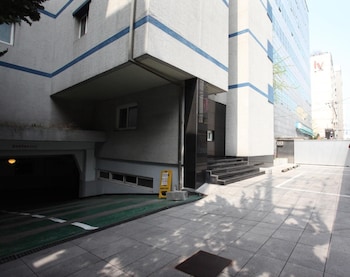 prince hotel