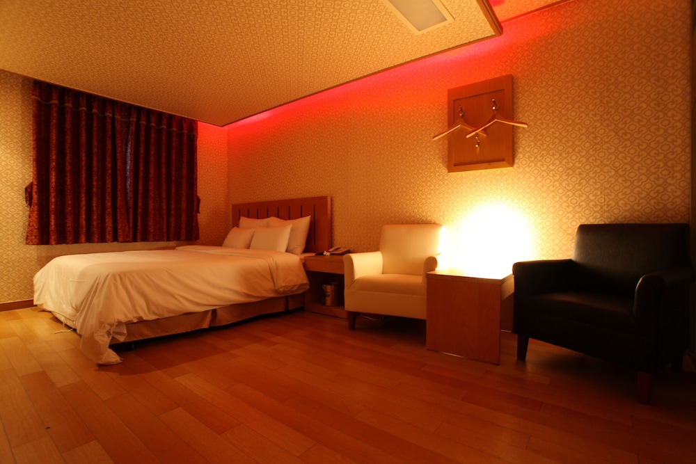 prince hotel