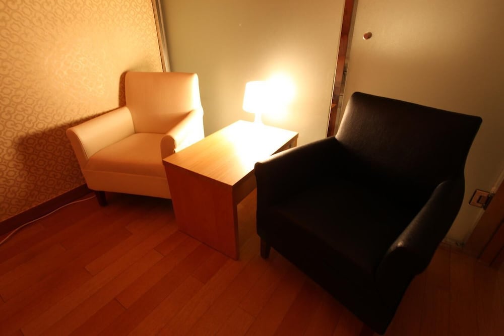 prince hotel
