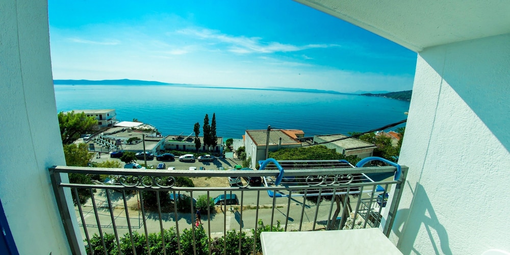 beach hotel plaza