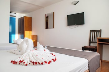 beach hotel plaza