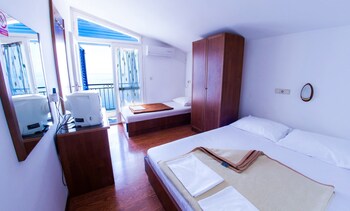 beach hotel plaza