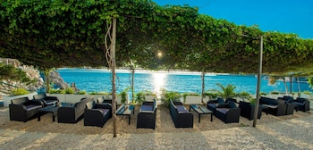 beach hotel plaza