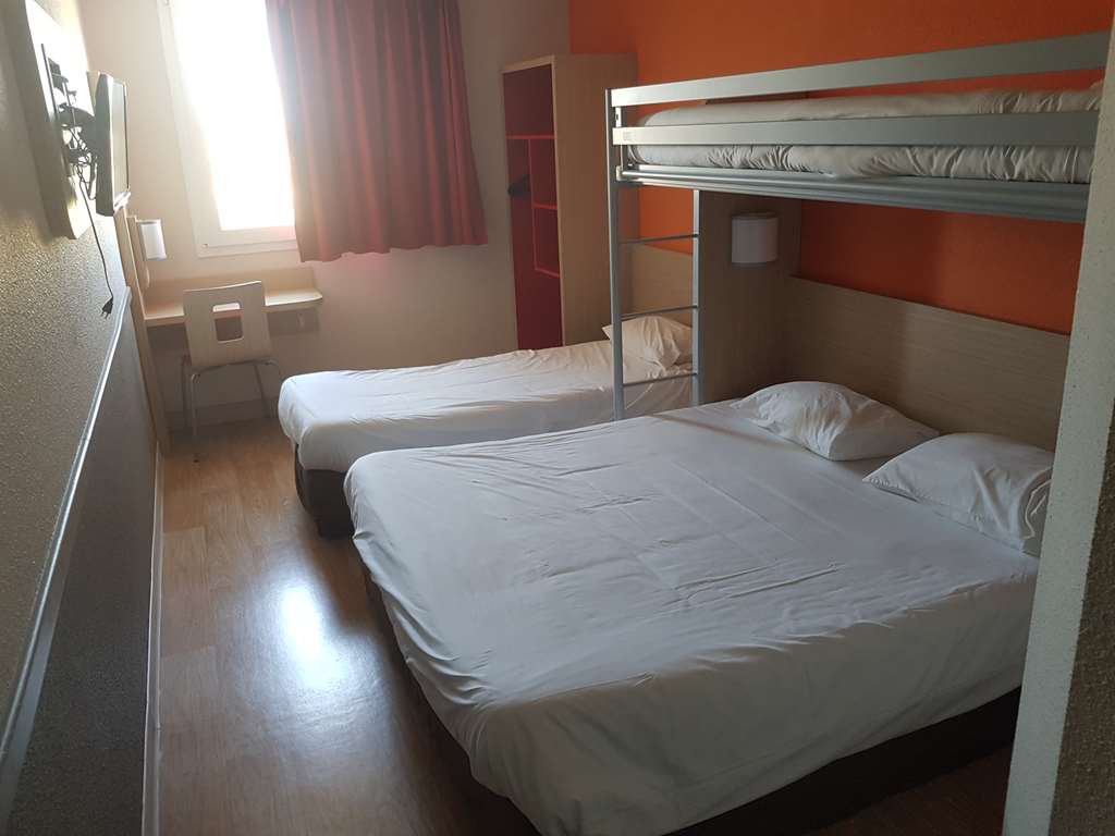 premiere classe sens nord saint clement