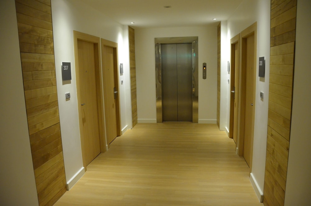 the scenery city hotel